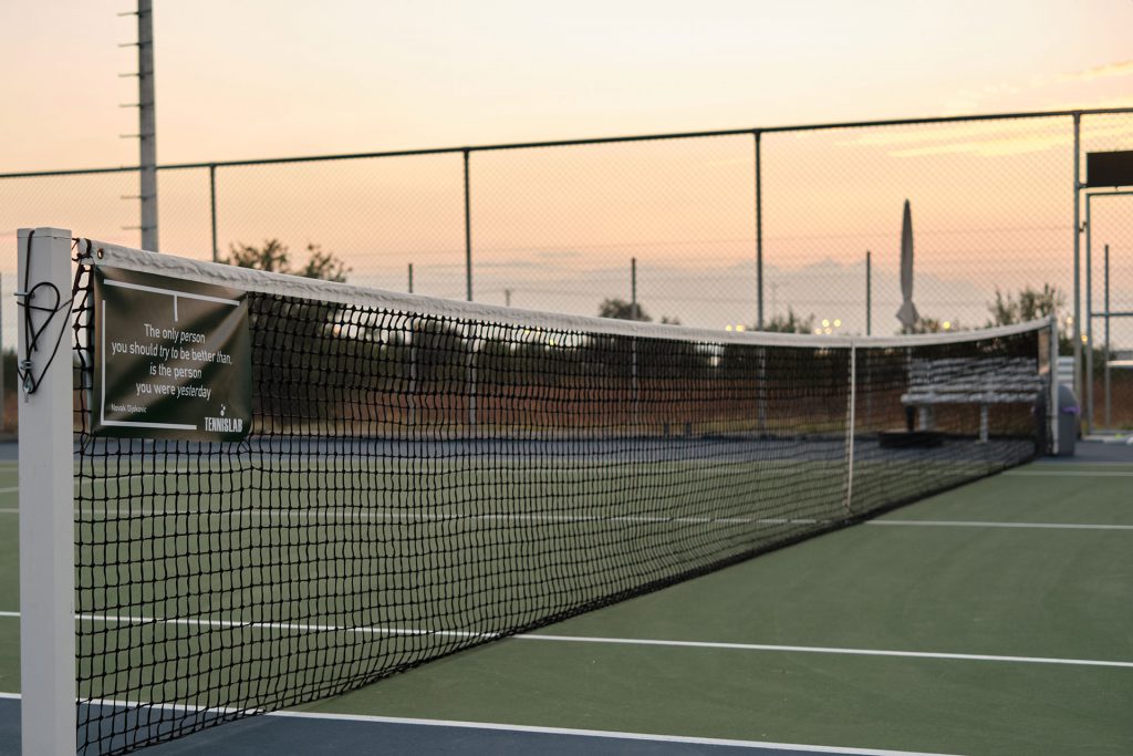 γήπεδο τένις στο Tennis Lab Cosmos Θεσσαλονίκη